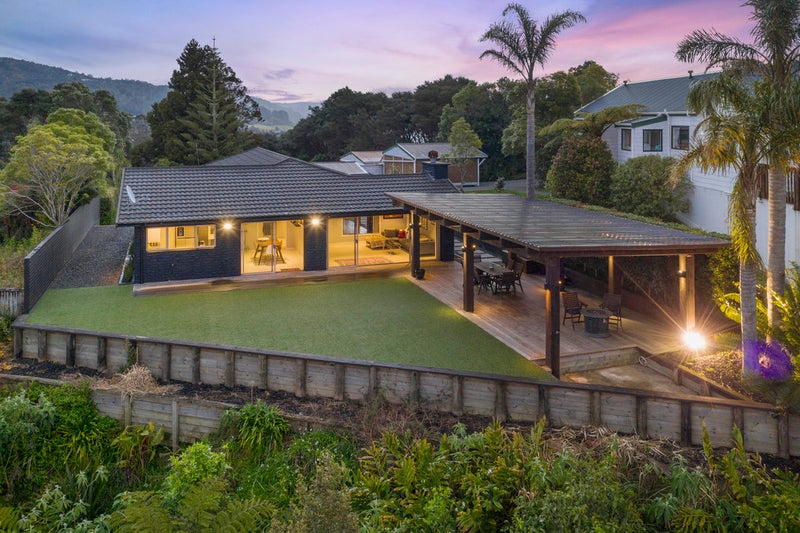 21 Puketaha Road, Swanson, Auckland - Carousel 1