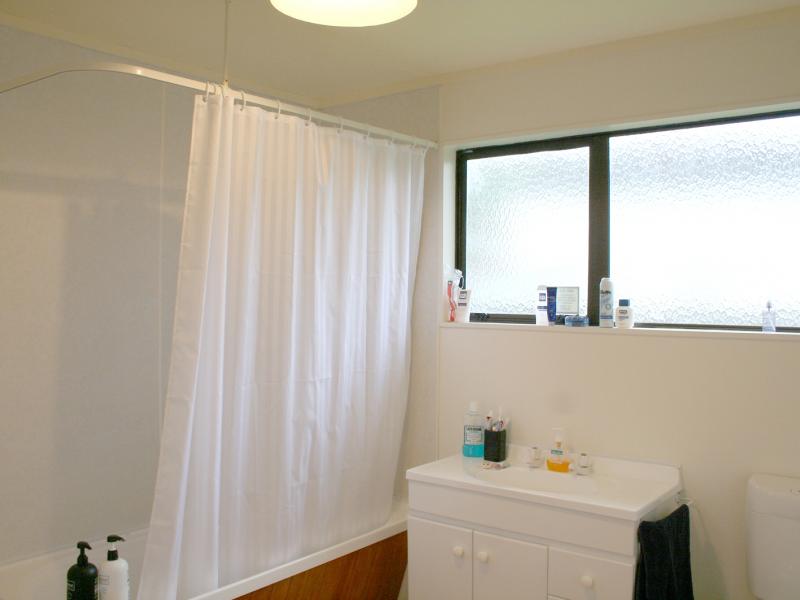 68A Chapman Crescent, Naenae, Lower Hutt - Carousel 11