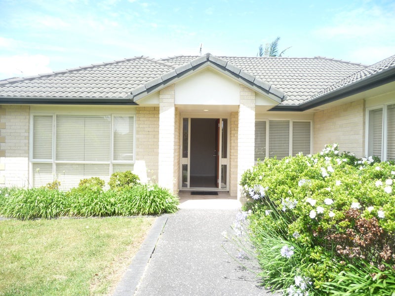 6 Pennygale Close, Flat Bush, Auckland - Carousel 2