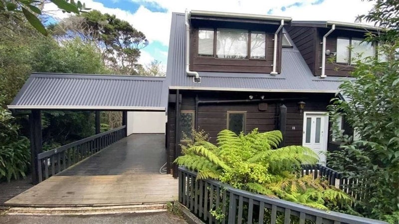 13 Felstead Street, Birkenhead, Auckland - Carousel 1