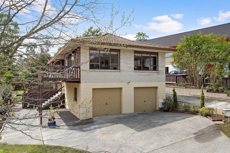 7 Kallista Place, Browns Bay, Auckland - Carousel 1