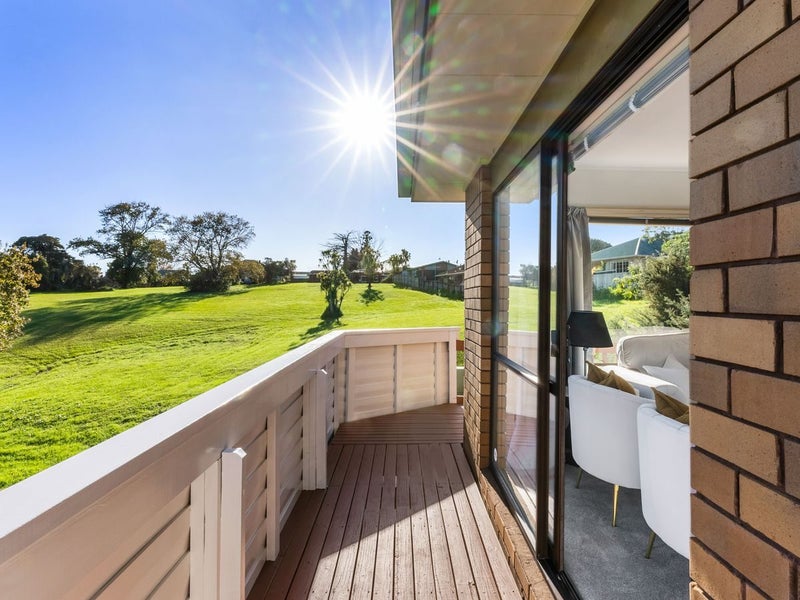 1/25 Ciprian Place, Henderson, Auckland - Carousel 2