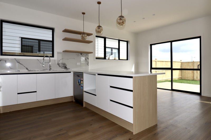 22 Woven Place, Karaka, Papakura - Carousel 2