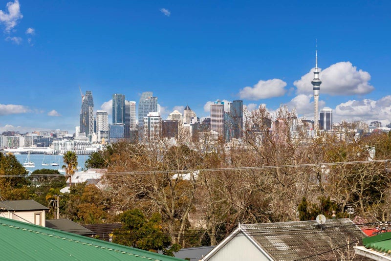 3/12 Belle Vue Avenue, Northcote Point, Auckland - Carousel 2