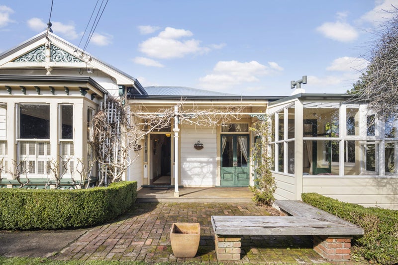 45 Box Hill, Khandallah, Wellington - Carousel 2