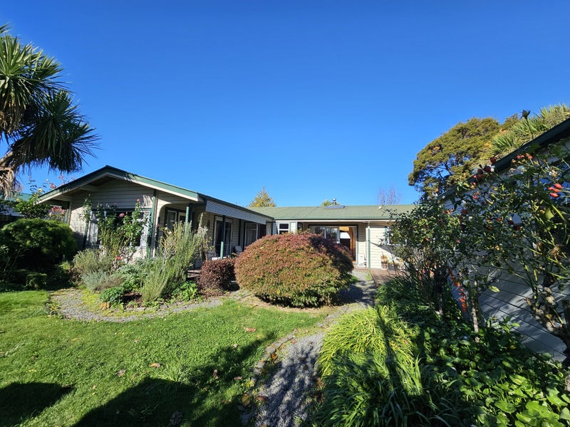 1A Kingwell Drive, Springlands, Blenheim - Carousel 2