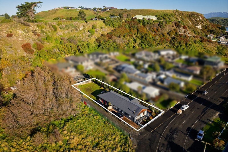 52 Avoca Street, Kaikoura - Carousel 2