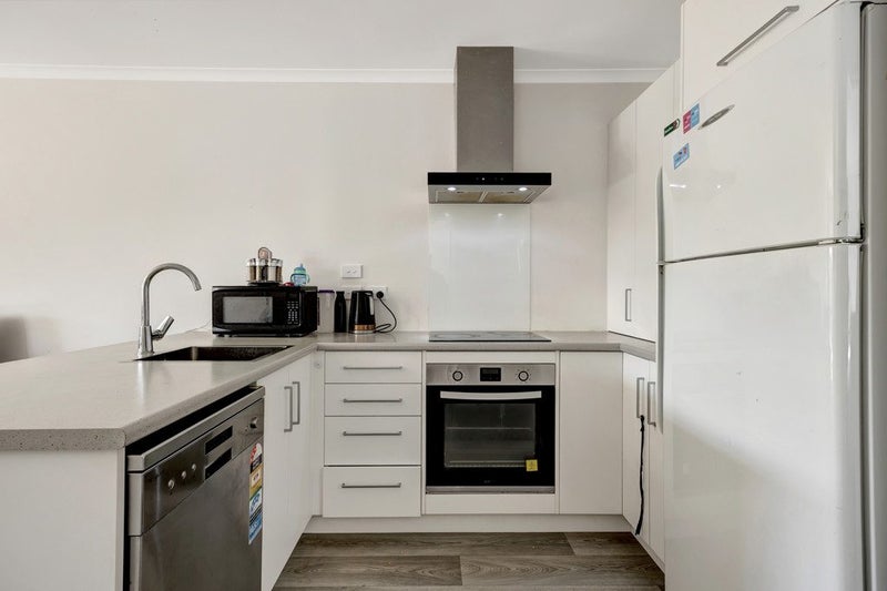 5B Bruce Avenue, Glenview, Hamilton - Carousel 2