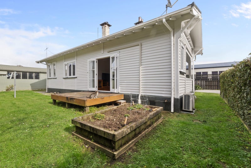 77A Clyde Street, Hamilton East, Hamilton - Carousel 24