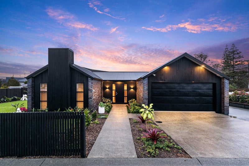 4A Roland Road, Greenhithe, Auckland - Carousel 1