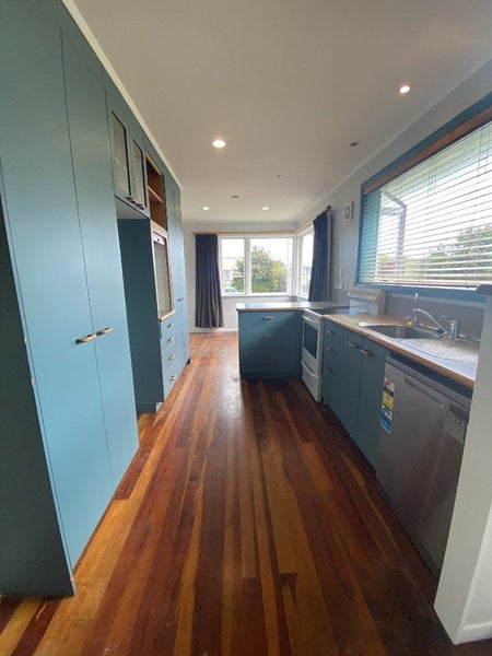 18 Wavell Crescent, Lansdowne, Masterton - Carousel 2