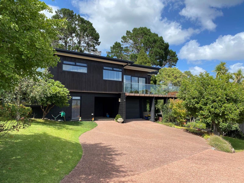 190 Beach Road, Campbells Bay, Auckland - Carousel 1