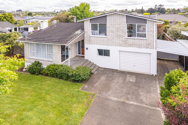 14 Somerset Road, Springvale, Whanganui - Carousel 1