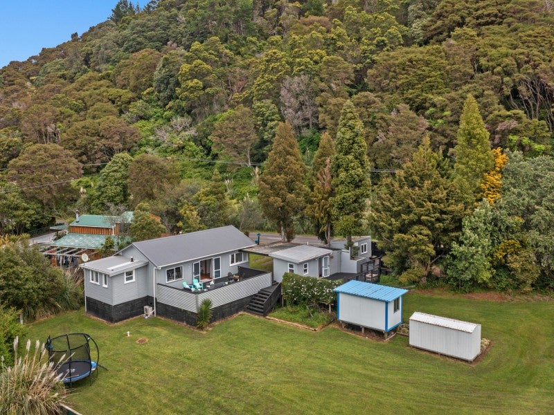 69 Manawahe Road, Matata, Whakatane - Carousel 1