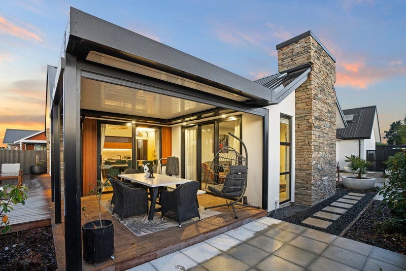 34 Evelyn Crescent, Marshland, Christchurch - Carousel 2