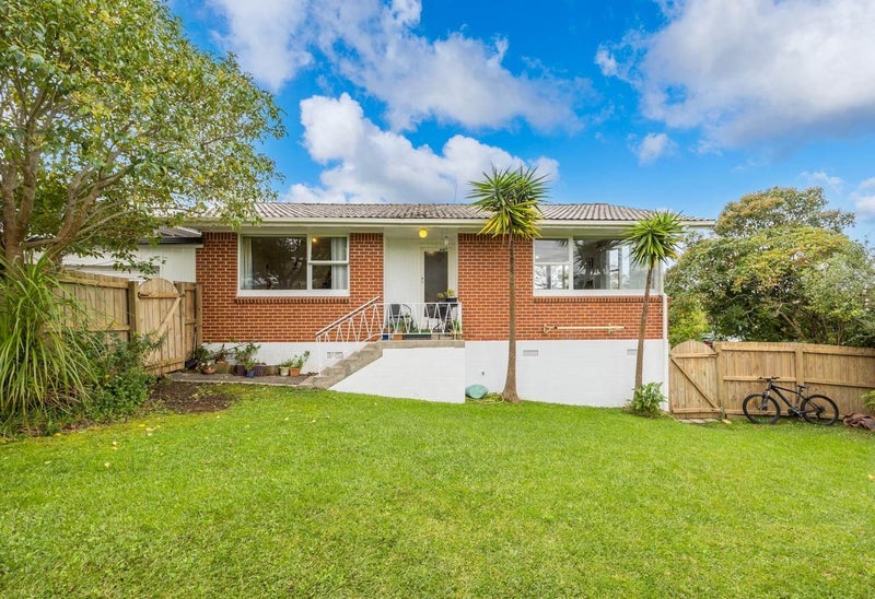 1/49 Wolsley Avenue, Milford, Auckland - Carousel 2
