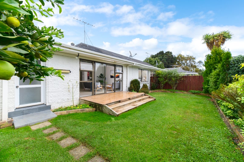 4 Hardington Street, Onehunga, Auckland - Carousel 1