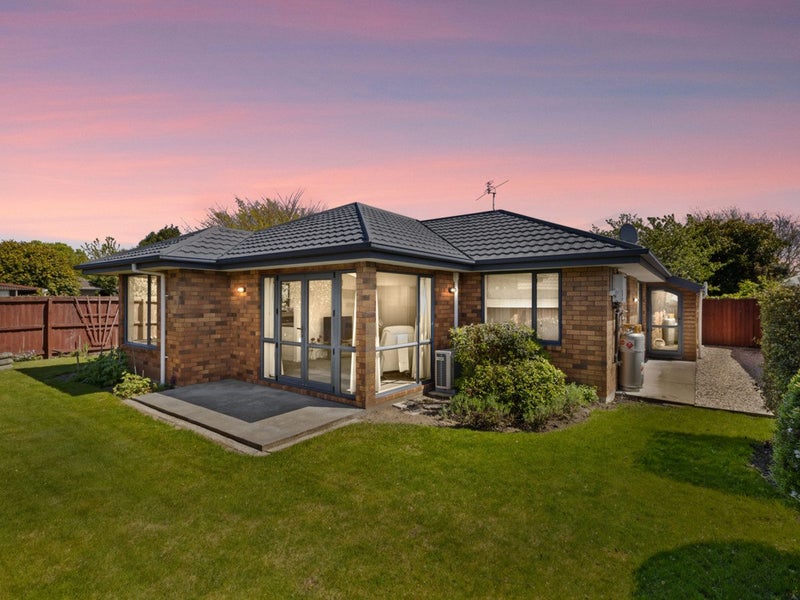 43 Richards Avenue, Papanui, Christchurch - Carousel 1