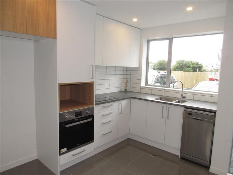 18/36 Tacy Street, Kilbirnie, Wellington - Carousel 2