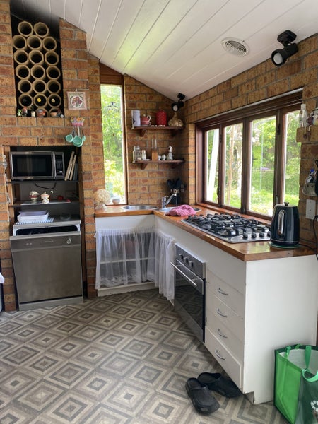 2/523 Beach Road, Murrays Bay, Auckland - Carousel 2