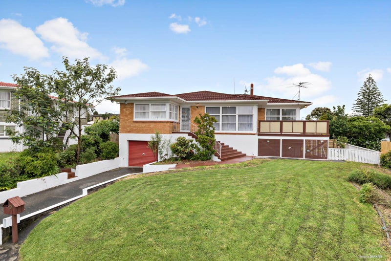 9 Patricia Place, Hillpark, Auckland - Carousel 1