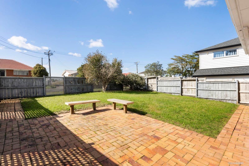 1/49 Oakdale Road, Hillsborough, Auckland - Carousel 2