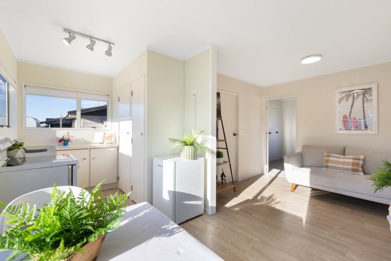 2/198 Windermere Drive, Poike, Tauranga - Carousel 2