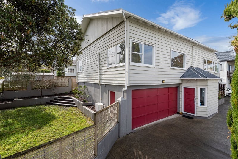 1/14 Wernham Place, Northcote, Auckland - Carousel 1