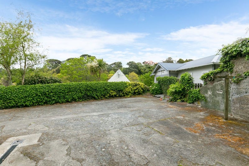 7 Orangi Kaupapa Road, Northland, Wellington - Carousel 10