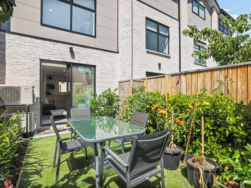 4/261 Gloucester Street, Christchurch Central, Christchurch - Carousel 1