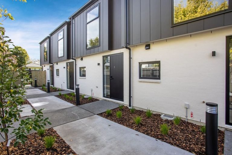 4/5 Reading Street, Upper Riccarton, Christchurch - Carousel 9