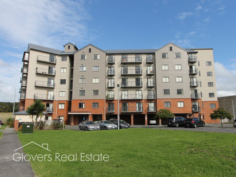 6F/17 Crown Lynn Place, New Lynn, Auckland - Carousel 14