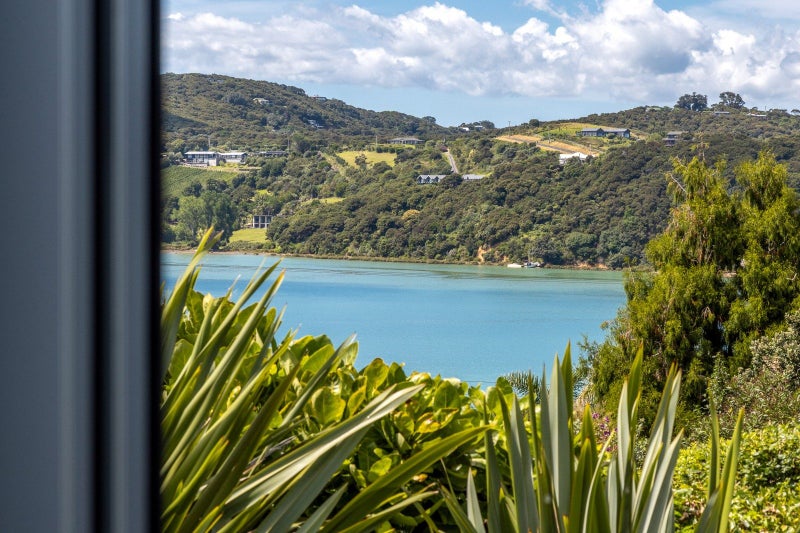 58 Ostend Road, Ostend, Waiheke Island - Carousel 2