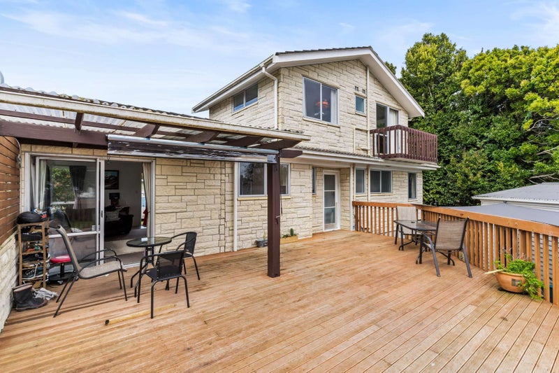24 Hyperion Drive, Randwick Park, Auckland - Carousel 21