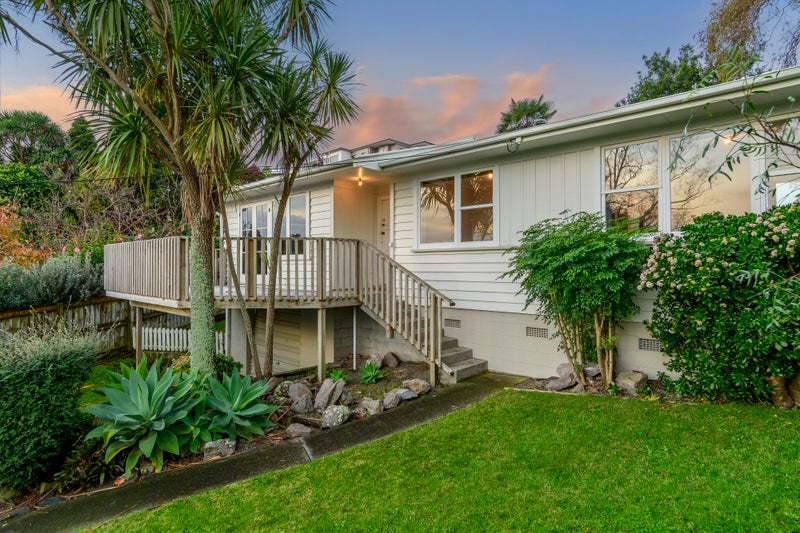 35 Emily Place, Bellevue, Tauranga - Carousel 1