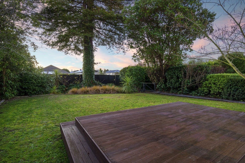 27 Aorangi Road, Bryndwr, Christchurch - Carousel 21