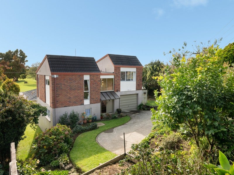 7 Grange Road, Otumoetai, Tauranga - Carousel 2