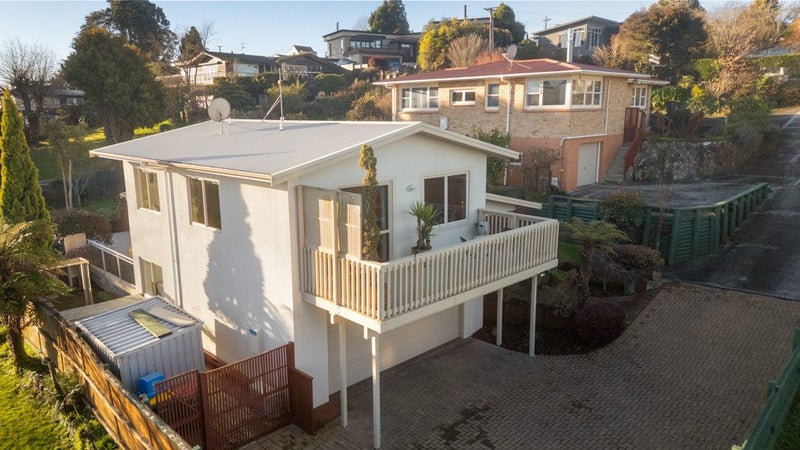 4A Pah Road, Kawaha Point, Rotorua - Carousel 2