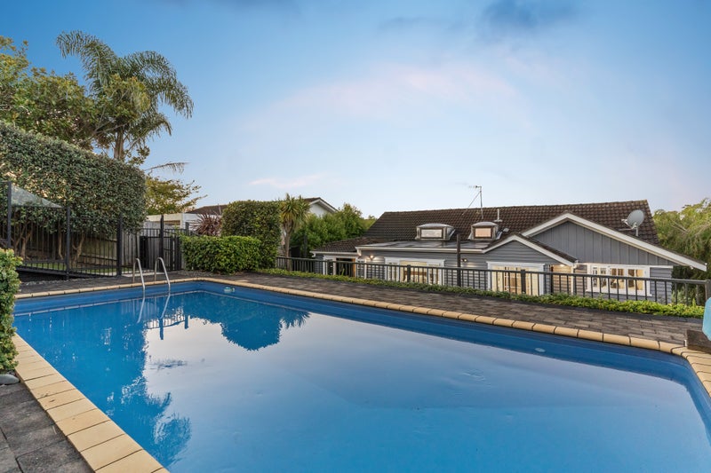 67 Gowing Drive, Meadowbank, Auckland - Carousel 2