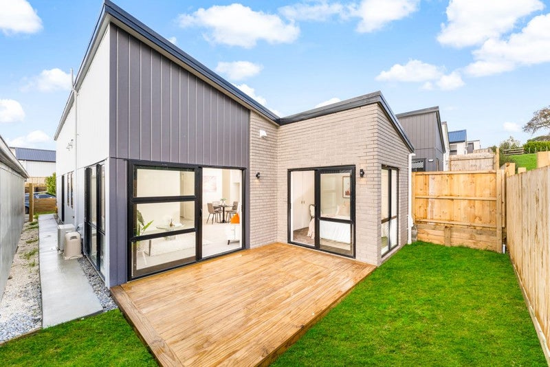 36 Morus Road, Massey, Auckland - Carousel 2