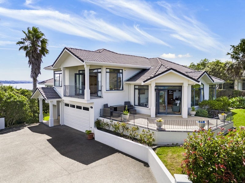 36 Beauvoir Avenue, Matakatia, Whangaparaoa - Carousel 1