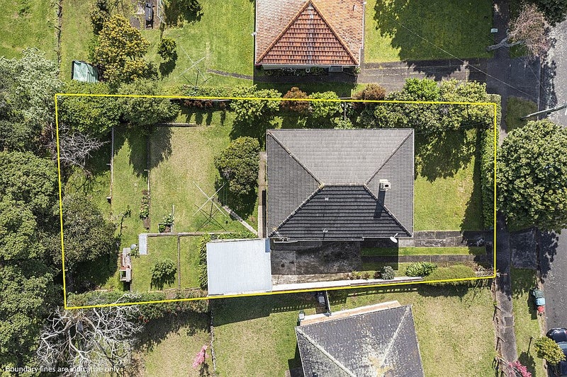 28 Paihia Road, Onehunga, Auckland - Carousel 1