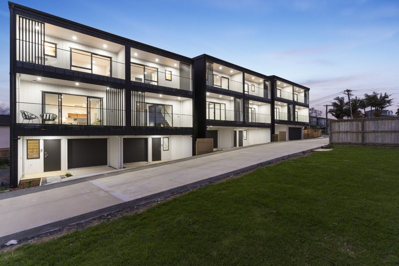 2/179 Meadowbank Road, Meadowbank, Auckland - Carousel 1