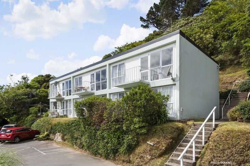 5/27 South Karori Road, Karori, Wellington - Carousel 1