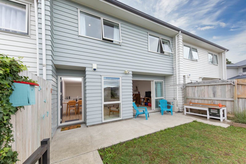 19 Apple Orchard Way, Sunnyvale, Auckland - Carousel 1