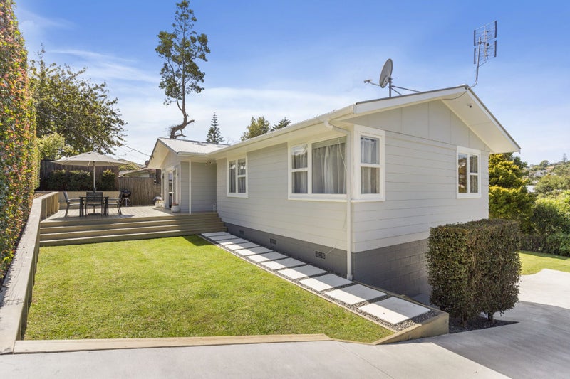 106 Glendale Road, Glen Eden, Auckland - Carousel 1