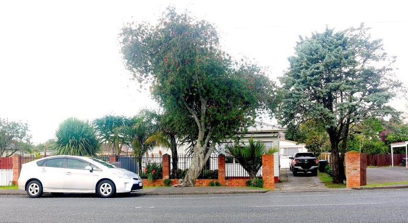 98 Church Street, Otahuhu, Auckland - Carousel 1