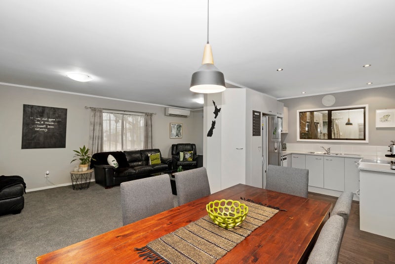 54 Odlin Crescent, Nawton, Hamilton - Carousel 1