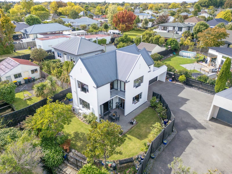 2/128B McFaddens Road, St Albans, Christchurch - Carousel 1