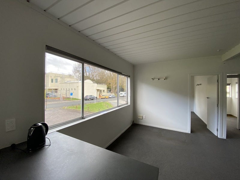 37 McLean Street, Tauranga, Tauranga - Carousel 2